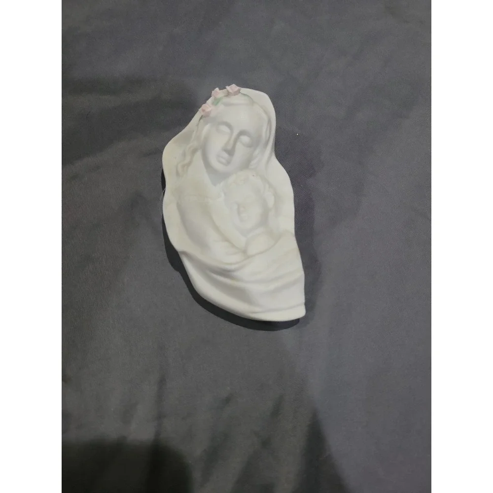Vintage Porcelain Madonna Mary With Baby Wall Hanging Plaque